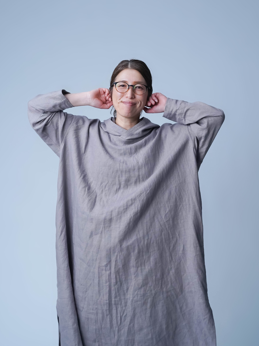 ハンドメイド作家さま☆リネンamiワンピース(オフ) Onepiece