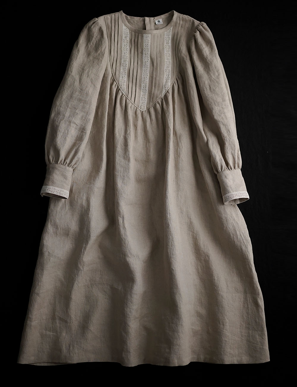 【wafu】Portman (ポートマン)  Embroidered Linen Pintuck Dress リネンドレス ピンタック mokubaレース  / a014c