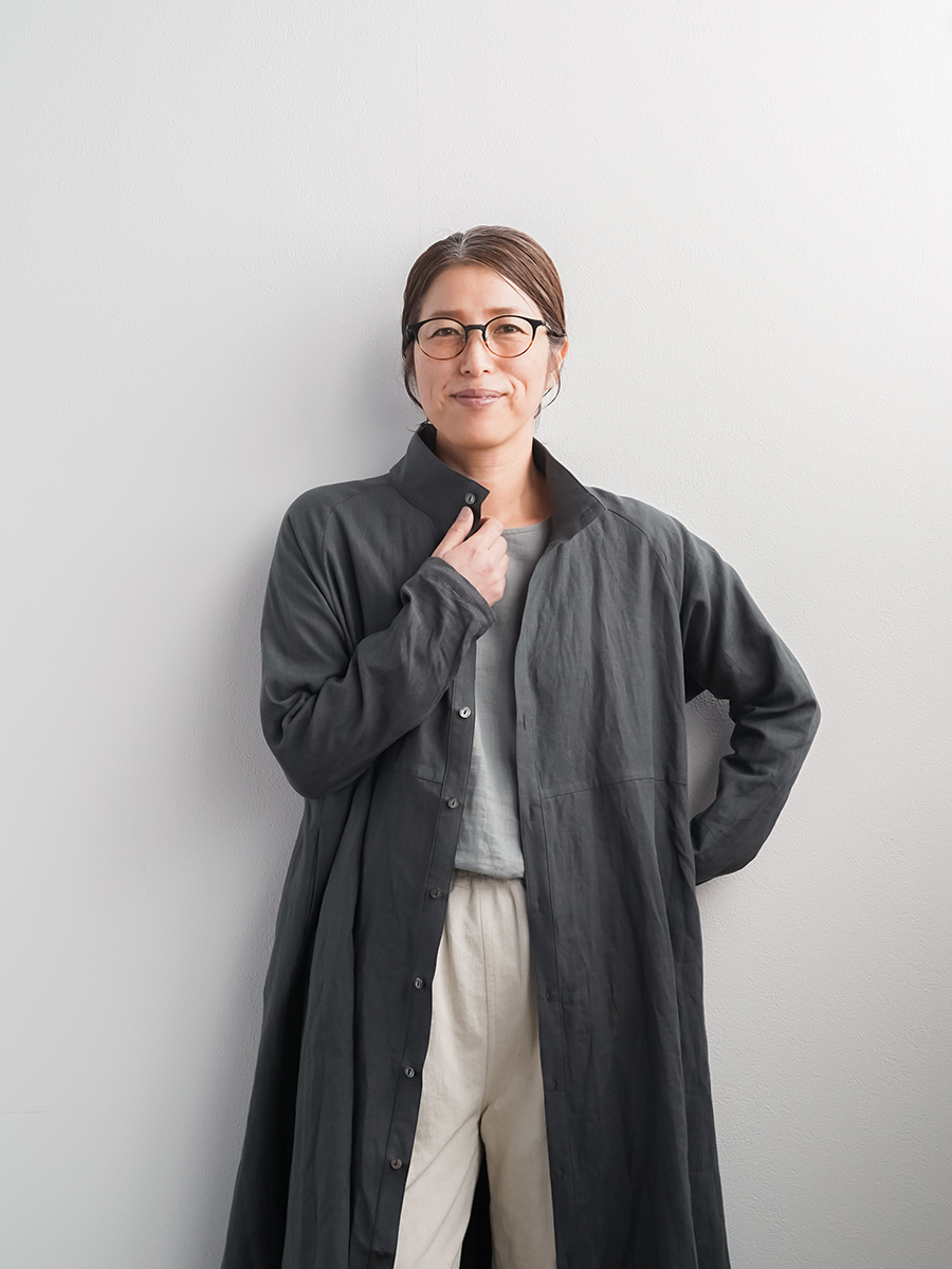 ルミネ立川店限定商品リネン 立川店/EC限定】リネンエフォートレスブラウス（オフホワイト/ブラック