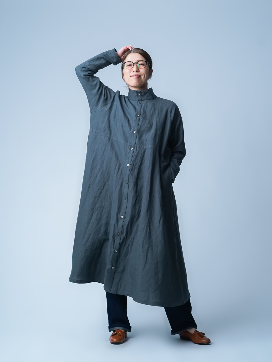 リネンドレス】姿勢まで整う反則級の襟 超高密度リネン スタンドカラー