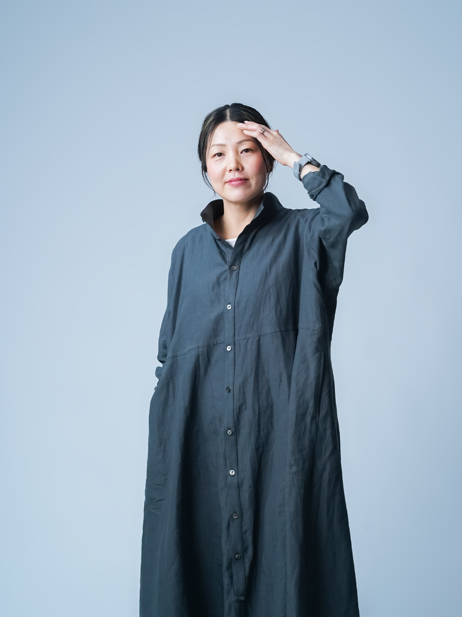 リネンドレス】姿勢まで整う反則級の襟 超高密度リネン スタンドカラー