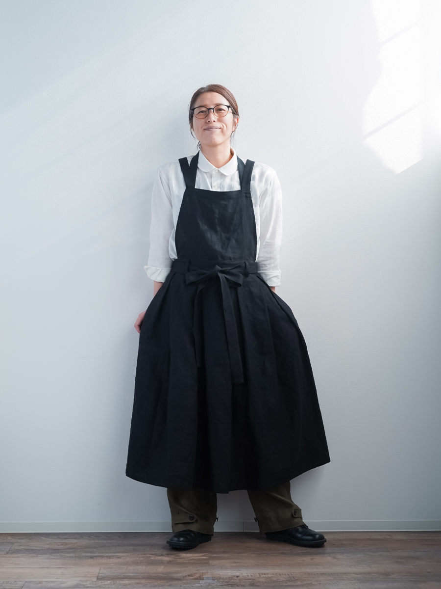 リネンドレス】暮らしの中で装うための一枚 2wayタブリエドレス