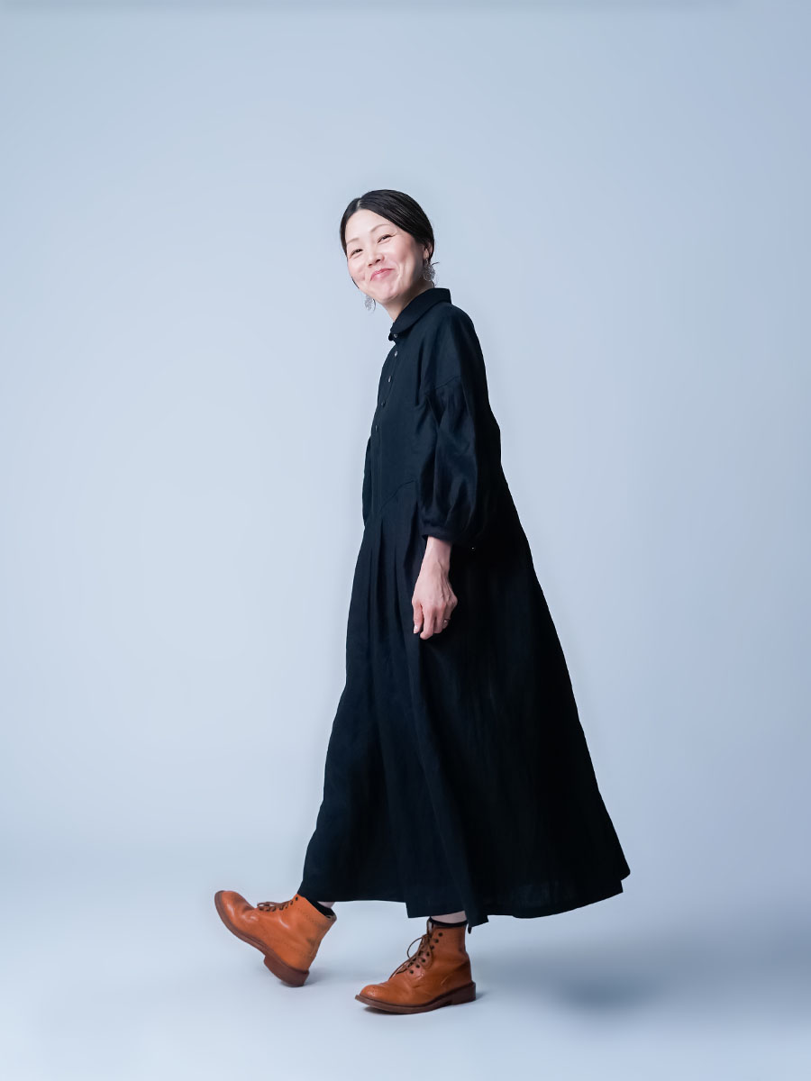 AＴUＫOさん専用　本場大島紬ハンドメイドコートワンピース　共布紐付き　幅広襟 大島紬アレンジティアードワンピース】作家一点ものミセス40代