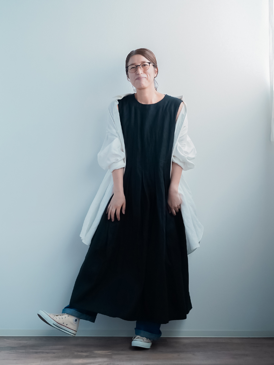 美品◆ブラック　リネンリラックスカフタンワンピース .Mライン 38 〇本日発売〇.M リネン カフタンワンピース〇【身長160cm・38