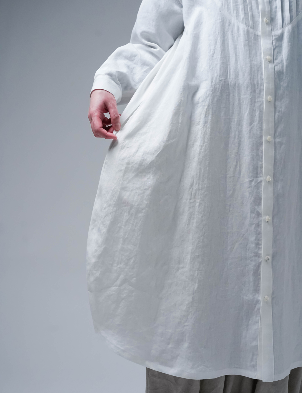 【リネンワンピース】 見惚れるプザムコクーンドレス 超高密度リネン/ 白色 a082b-wht1
