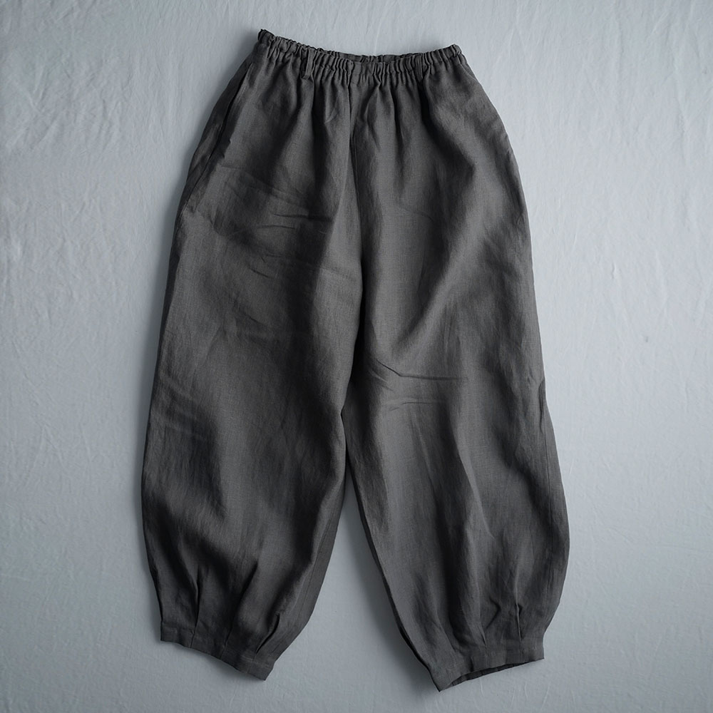 Linen Pants 裾タック ボトムス ヨガパンツにも / 鈍色(にびいろ) b013a-nib1
