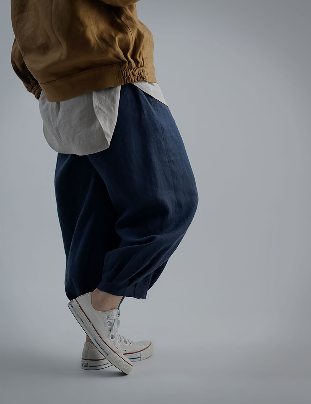Linen Pants 裾タック ボトムス ヨガパンツにも / 留紺(とめこん) b013a-tmk1