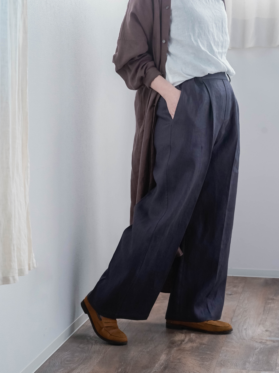 プレミアム】リネンパンツ ストンと一直線に落ちる、大人のための