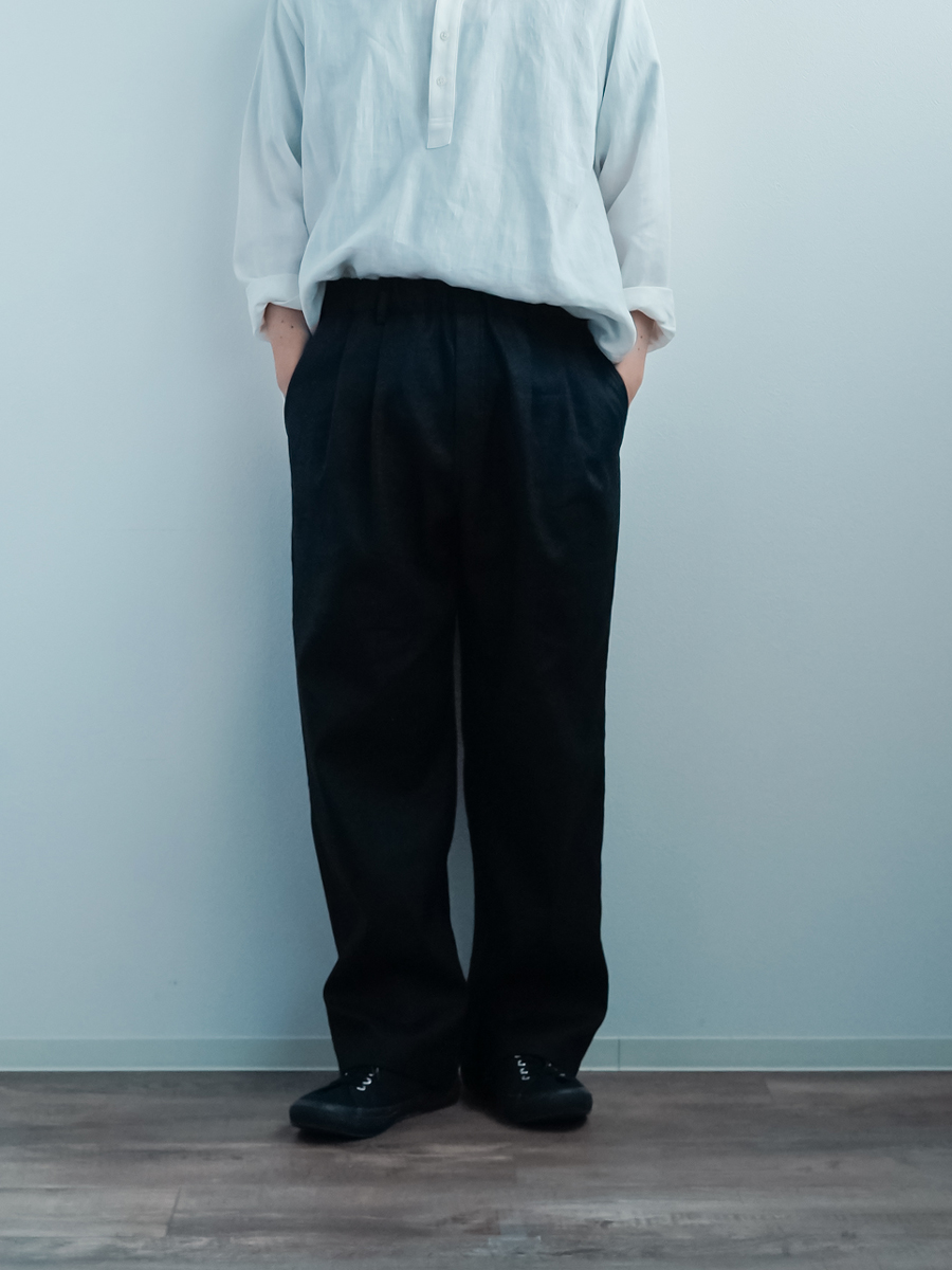 wafu 黒 ストレートパンツ ゴム紐黒　わたぬき　リネン　ソロテックス リネンソロテックス】リネンの新常識 リラックスドレスパンツ