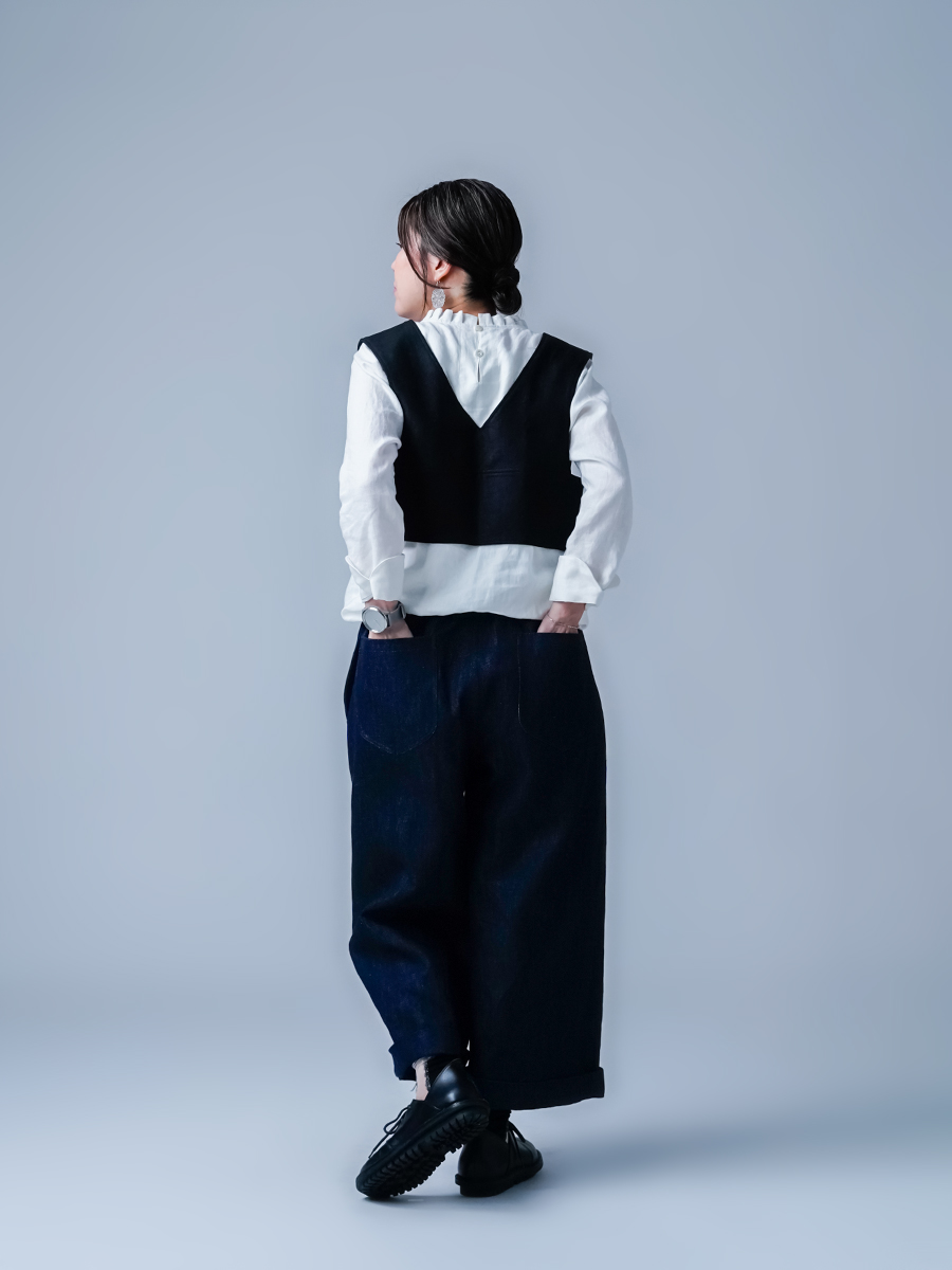 新品タグ付き MOUSSY コットン リネン ワイド デニムパンツ 濃紺 W25 AZUL BY MOUSSY AZUL DENIM ヴィンテージワイドデニム L/BLU1