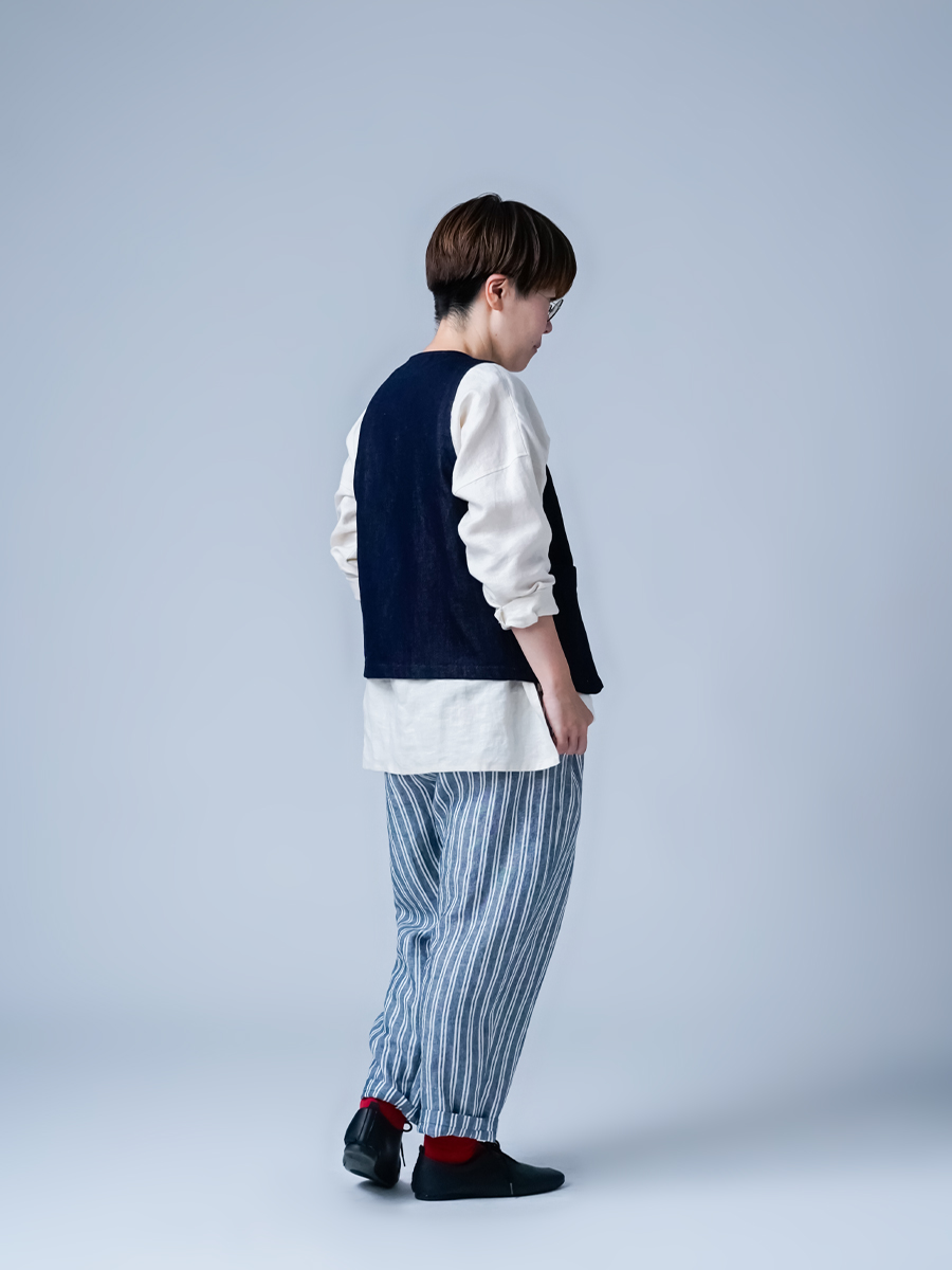 リネンデニムベスト】新たなハーモニーを生み出す リネンデニム ベスト