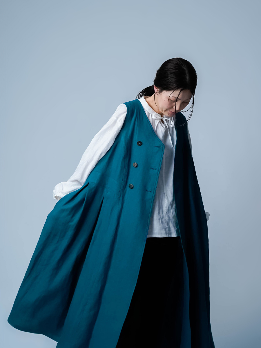 リネンジレ】隠さず整える 鍵盤タック ロング ジレ／ ラピス ラジュリ