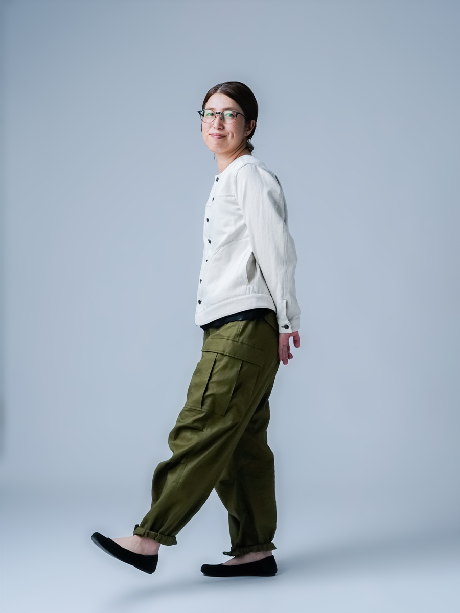 美品 YARRA ノーカラー リネンデニムジャケット ベージュ パイピング 美品 YARRA ノーカラー リネンデニムジャケット ベージュ