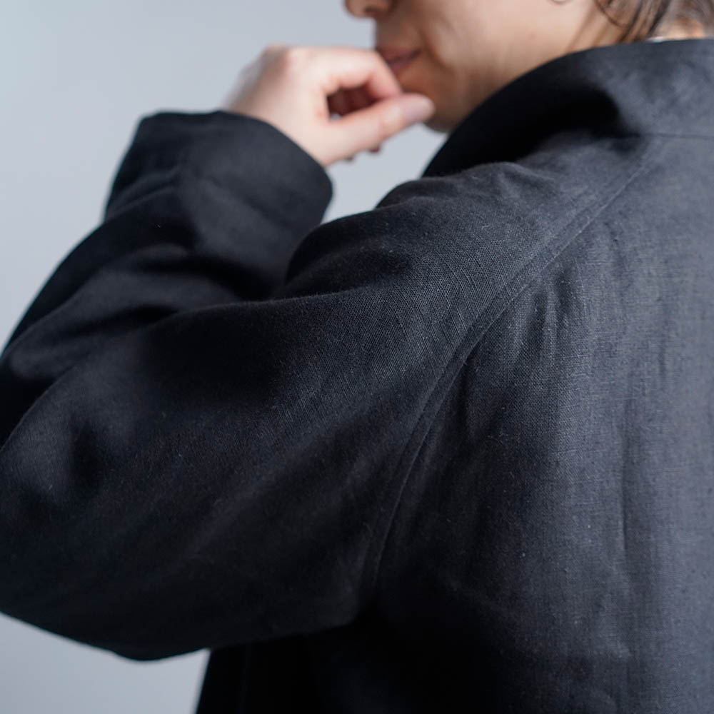 【wafu】Linen Jacket ウイングカラー コート 裏地アリ / ブラック h039f-bck3