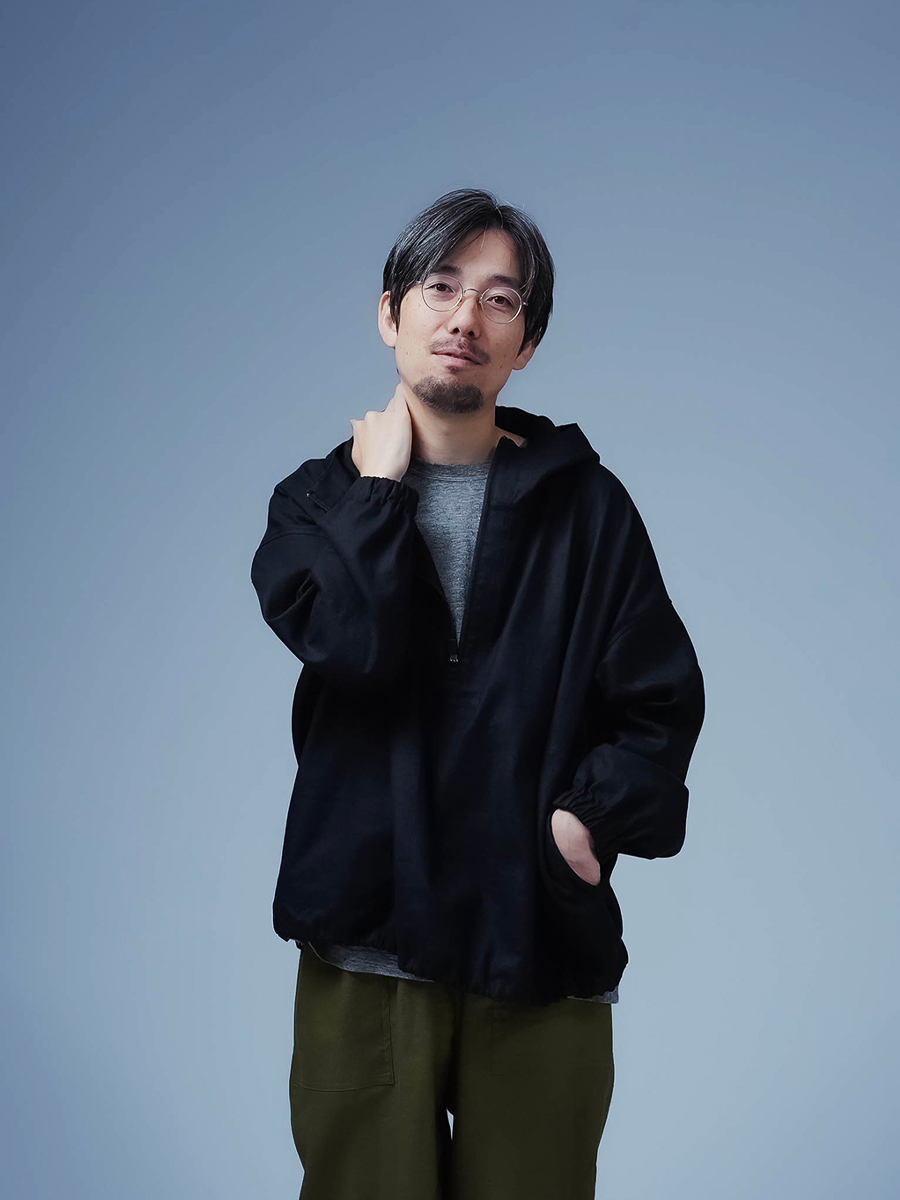 リネンパーカー】自然と都会の融合。リネンソロテックス アノラック