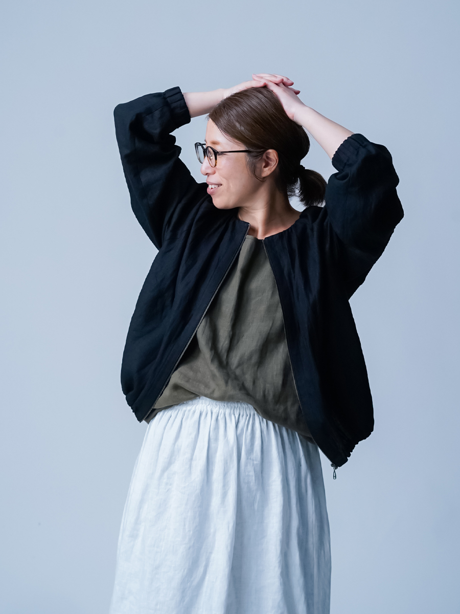 リネンブルゾン】静かに人を惹きつける。リネン ファスナー