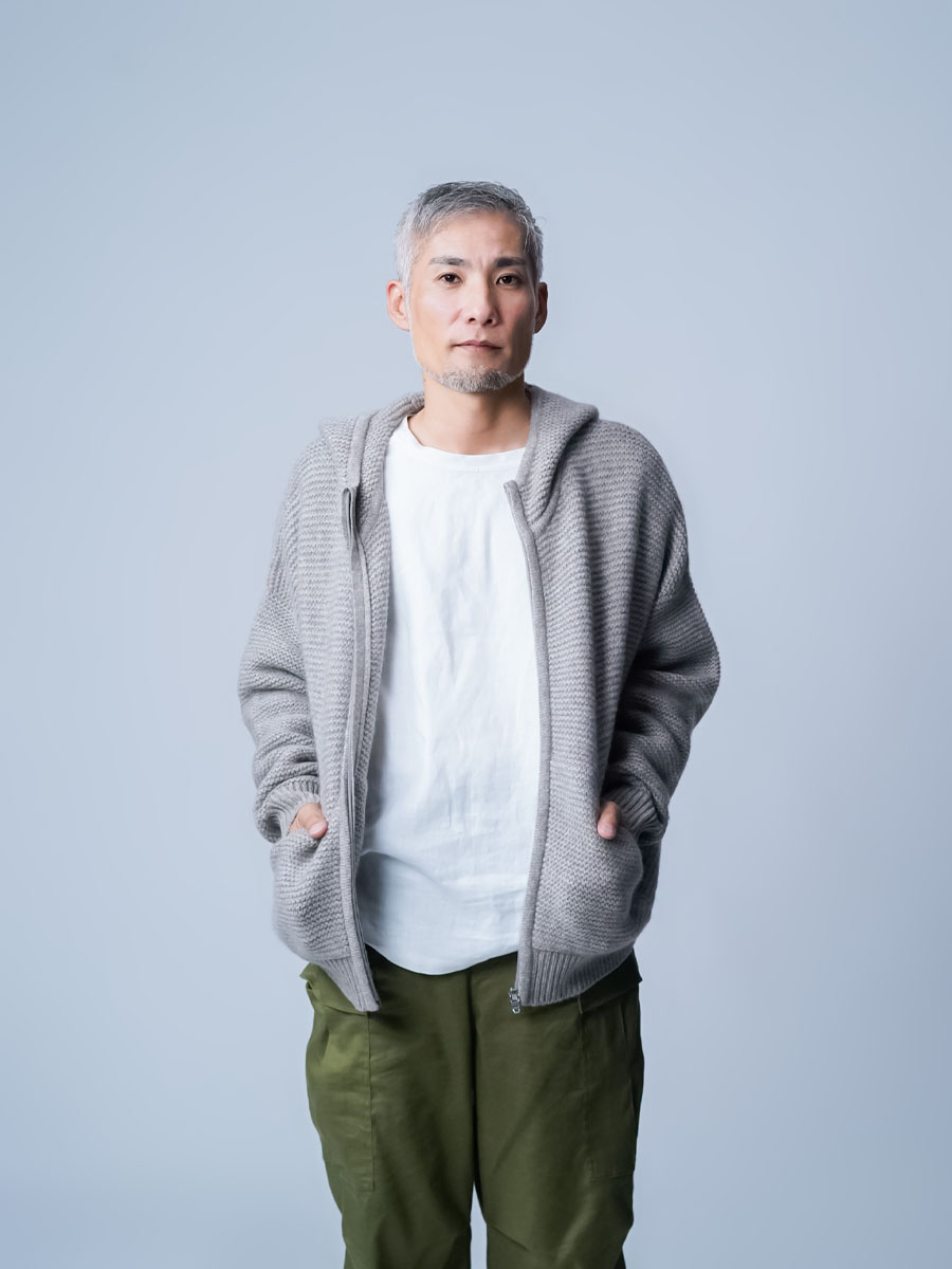 ヤク80%カシミヤ20%】大地の恵み、都会の品格 ジップアップ