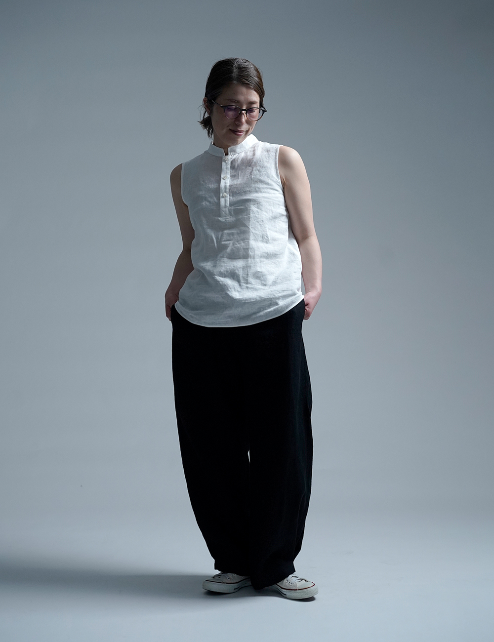 【wafu】雅亜麻 linen shirt スタンドカラー リネンシャツ インナーにも / 白色 p005b-wht1