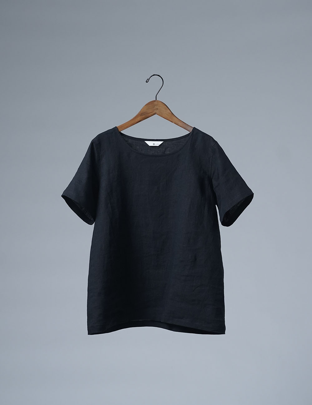 【wafu】ふわっと 軽くやさしい 雅亜麻 Linen Top リネンTシャツ インナー にも / 黒色 p015a-bck1