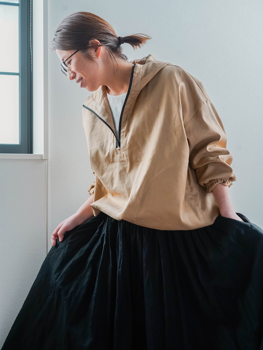 リネンスカート】上品に広がる“核心”のシルエット 切替ギャザー マキシ
