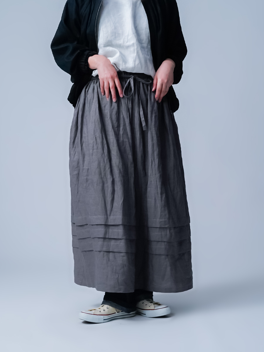 オーダーメイド　リネンのタックスカート　黒　ロング丈 オーダーメイド リネンのタックスカート 黒 ロング丈 オーダー