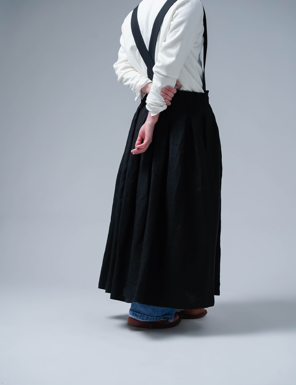 リネンジャンパースカート】魅惑のタックがギュン 重ね穿き完全版
