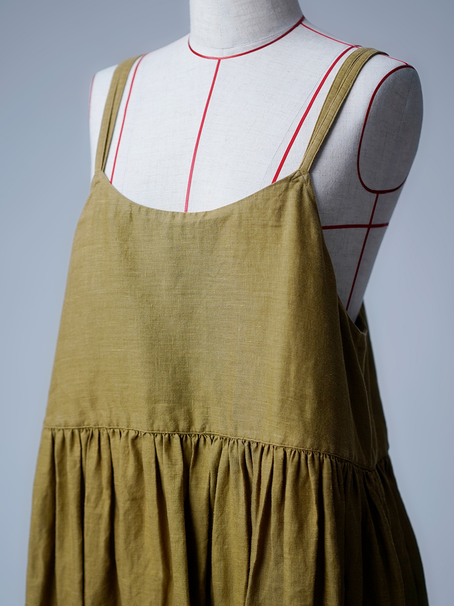 リユース作品/Mサイズ】リネン キャミワンピース / 黄橡色(きつるばみ