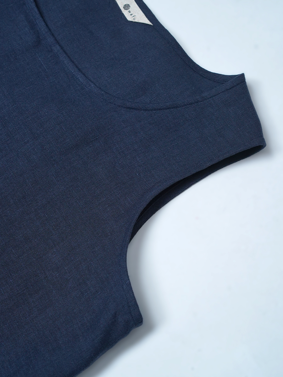 【リユース作品】リネンタンクトップ ノースリーブインナー / 紺青(こんじょう) sample-a1170