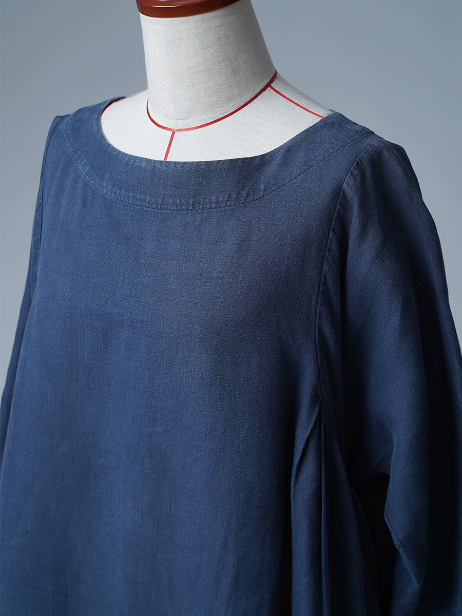 【リユース作品】リネンワンピース タック入り 五分袖 秘密のシルエット / 留紺(とめこん) sample-a1257