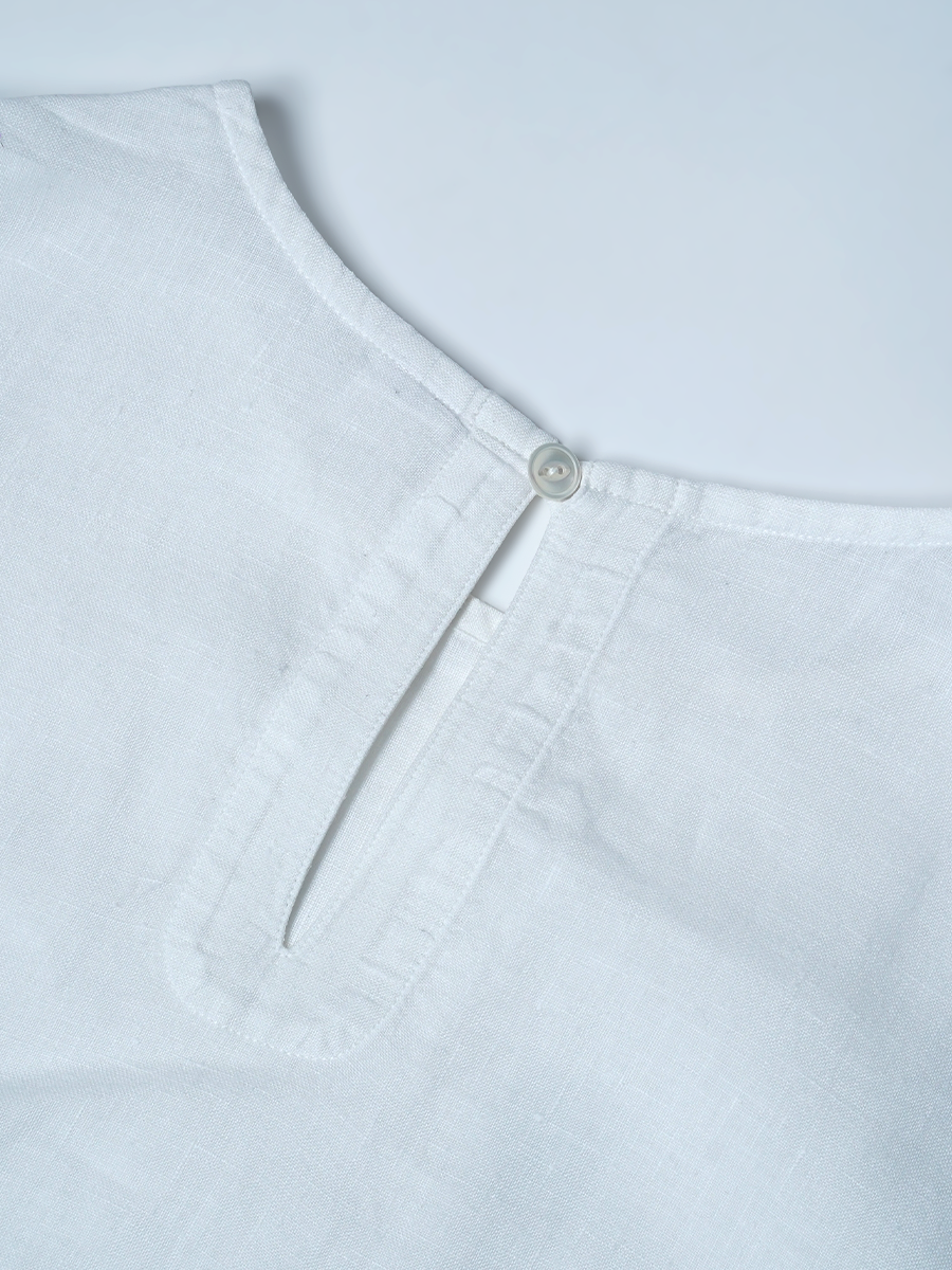 【リユース作品】リネントップス ロング丈 ノースリーブ / 白色(しろいろ) sample-a1263
