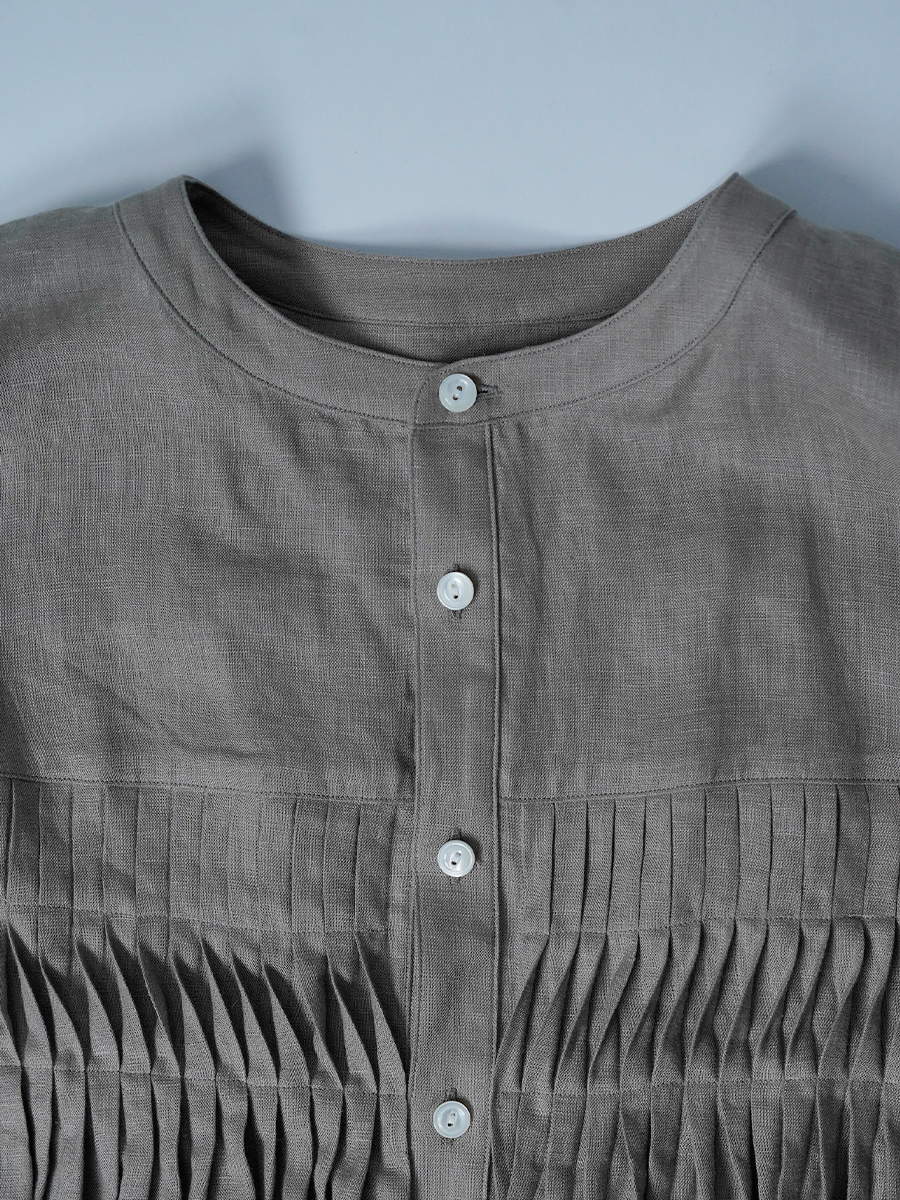 【サンプル作品】波ピンタック ノーカラーブラウス / 榛色 sample-c0003