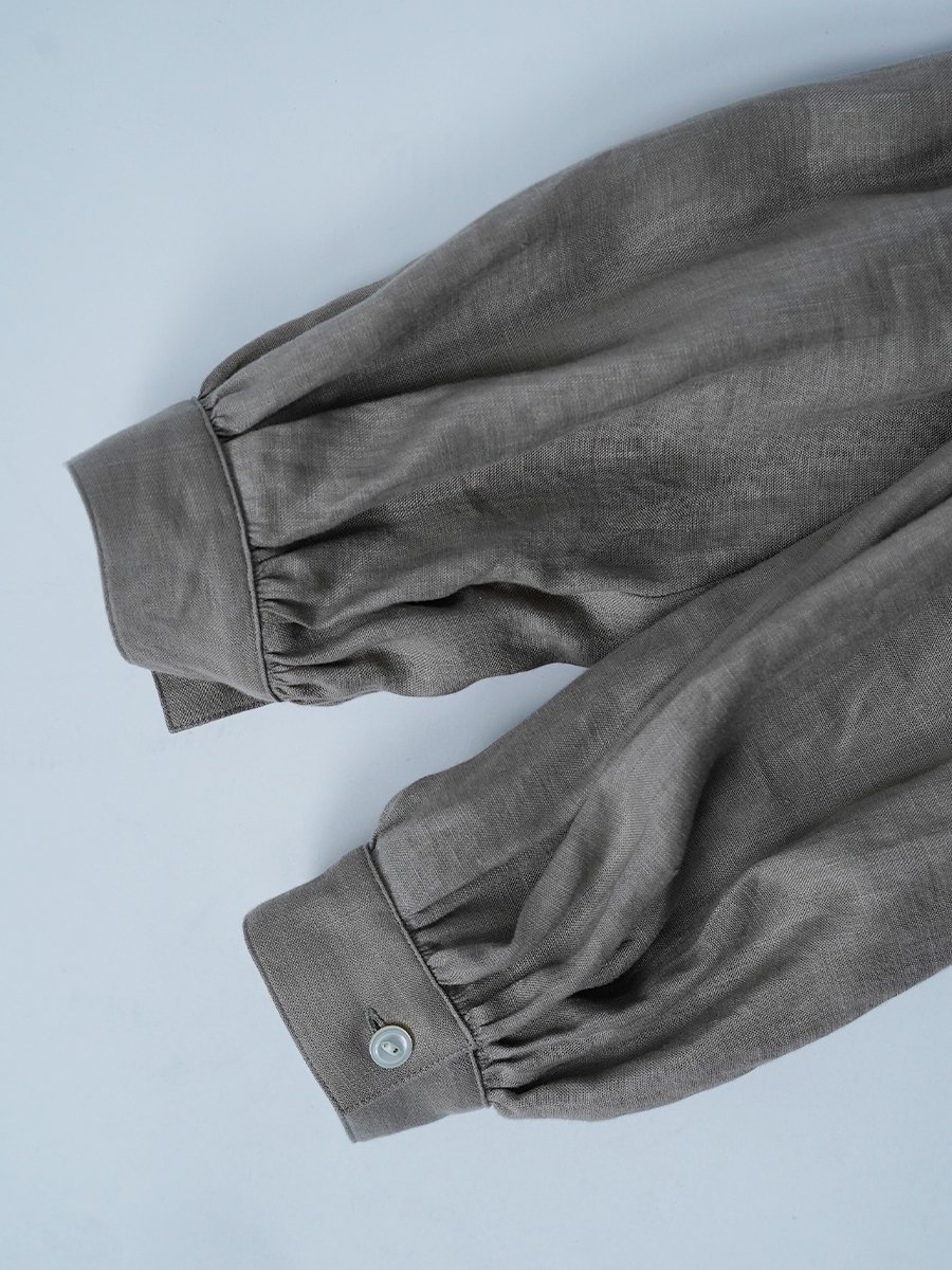 【サンプル作品】波ピンタック ノーカラーブラウス / 榛色 sample-c0003