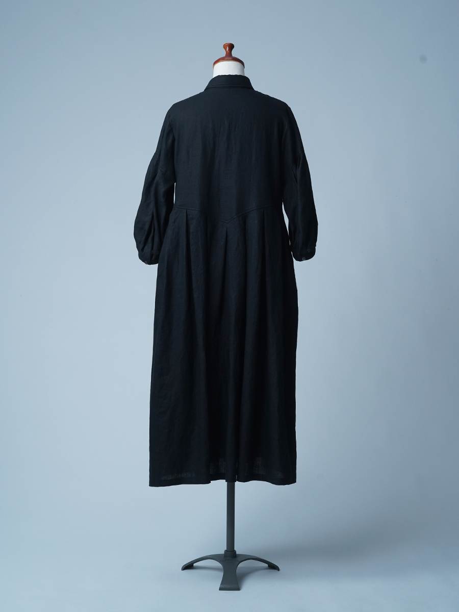 サンプル作品/Mサイズ】丸衿 鍵盤タックワンピース / 黒色 sample-c0092