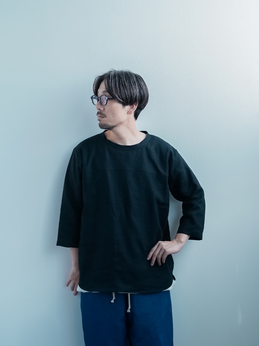 o*9様 wafu リネントップス機嫌のいい私を叶える リネン 7分袖 トップス リネントップス】機嫌のいい私を叶える リネン 7分袖 トップス ／ 黒色