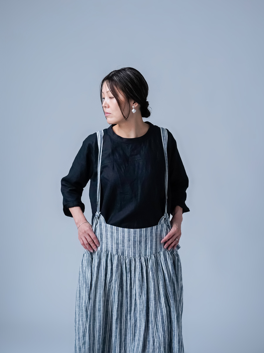 puti様　kリネンレーヨンKHK、INK BK レーヨン強撚綿麻ツイルナチュラルストレッチ+フラワーテープ