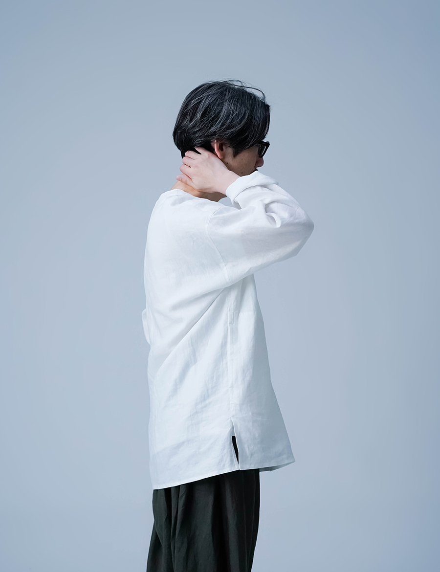 リネンシャツ】ポケットによってバランス整う リネントップス