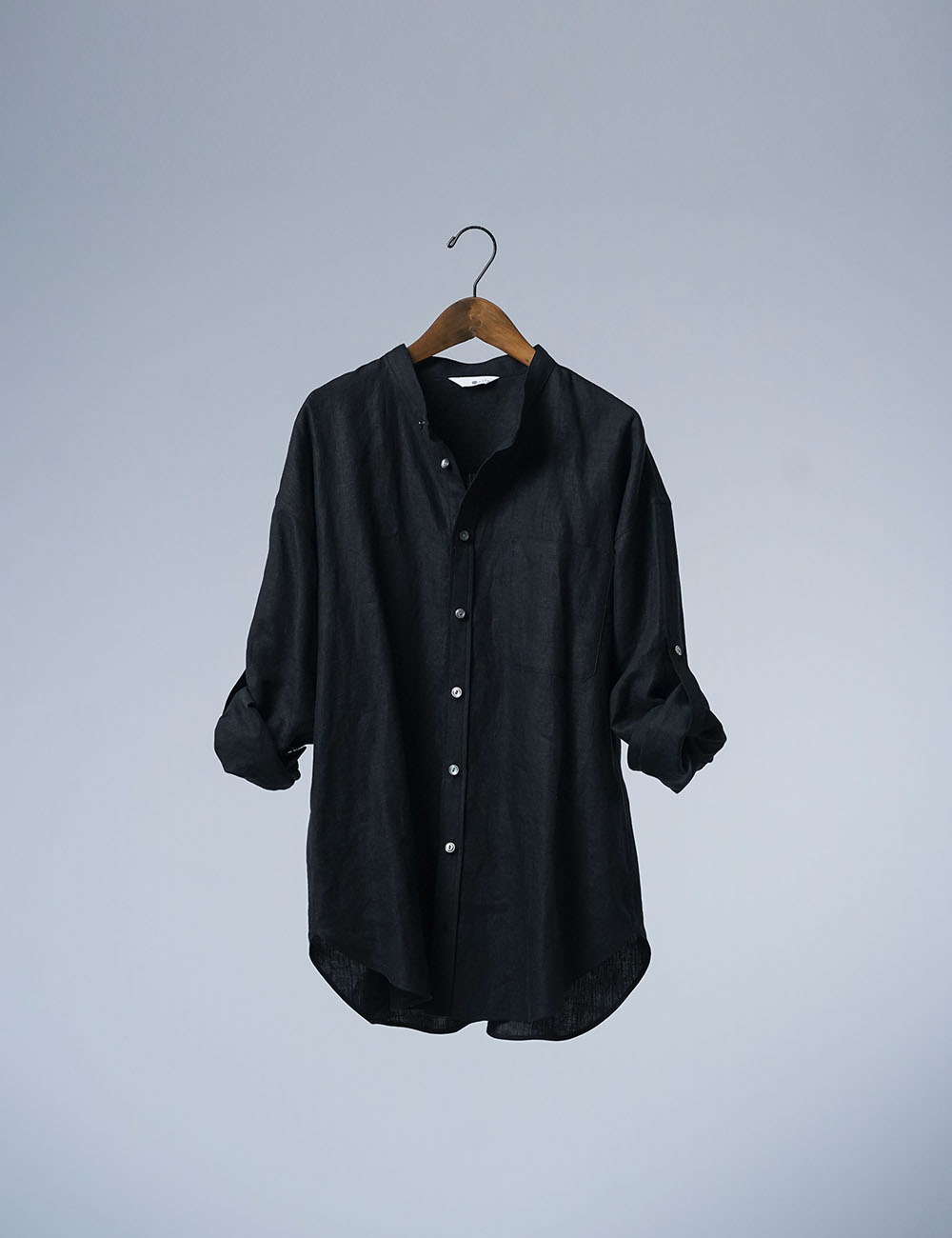 【wafu】Linen Shirt　スタンドカラー ロールアップシャツ / 黒 t021f-bck1