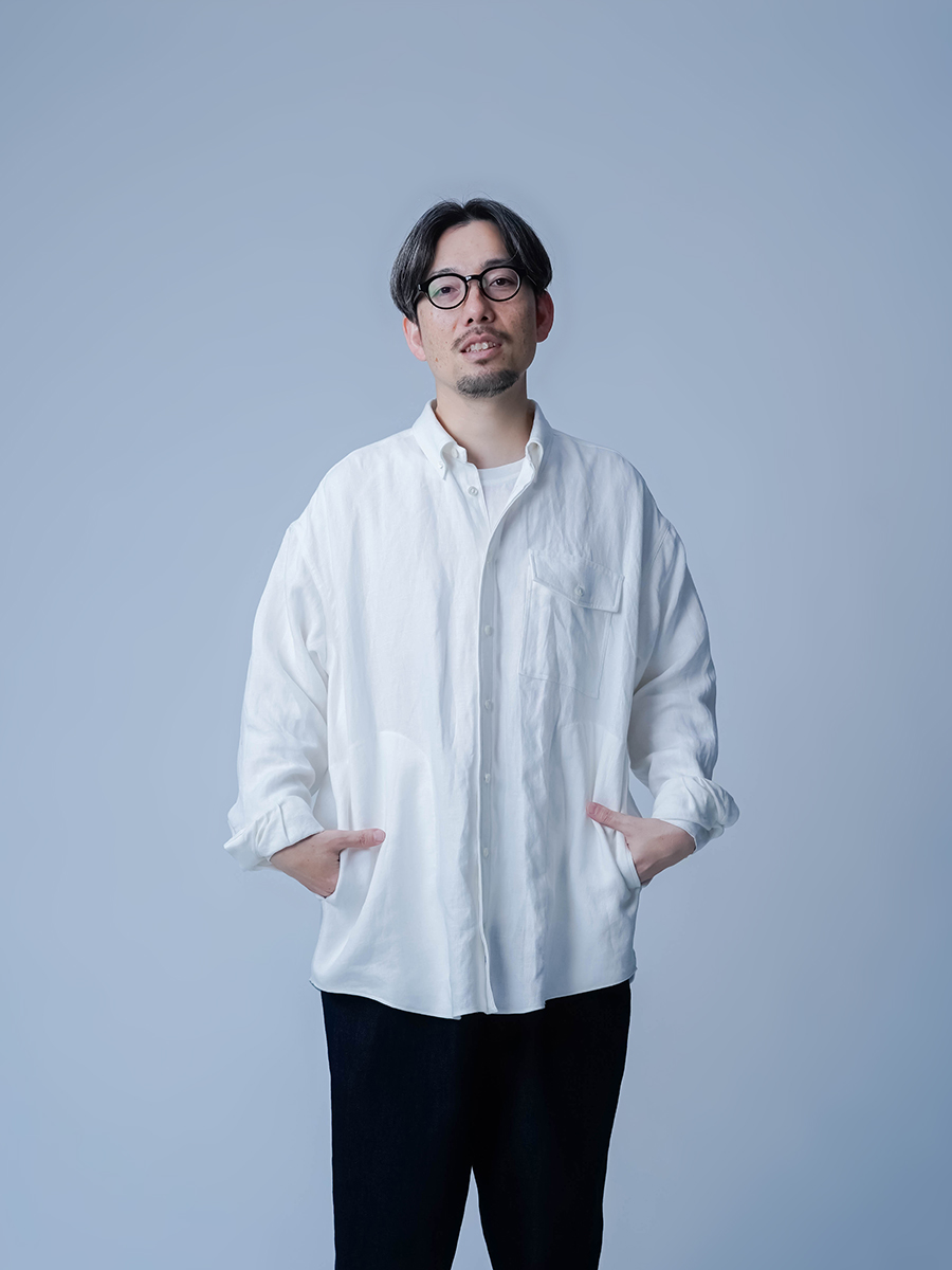 リネンシャツ】ついつい手を入れたくなる ポケット付き ボタンダウン