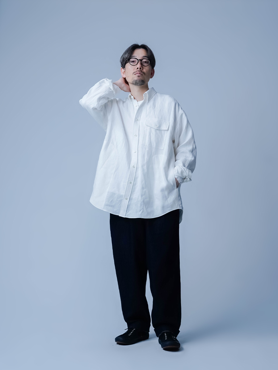 リネンシャツ】ついつい手を入れたくなる ポケット付き ボタンダウン