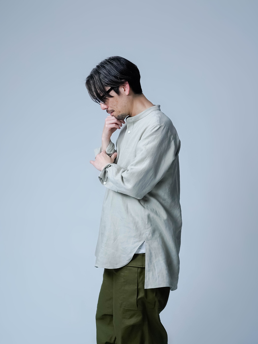 リネンシャツ】首のラインに沿う美しい！ バンドカラー ロングシャツ