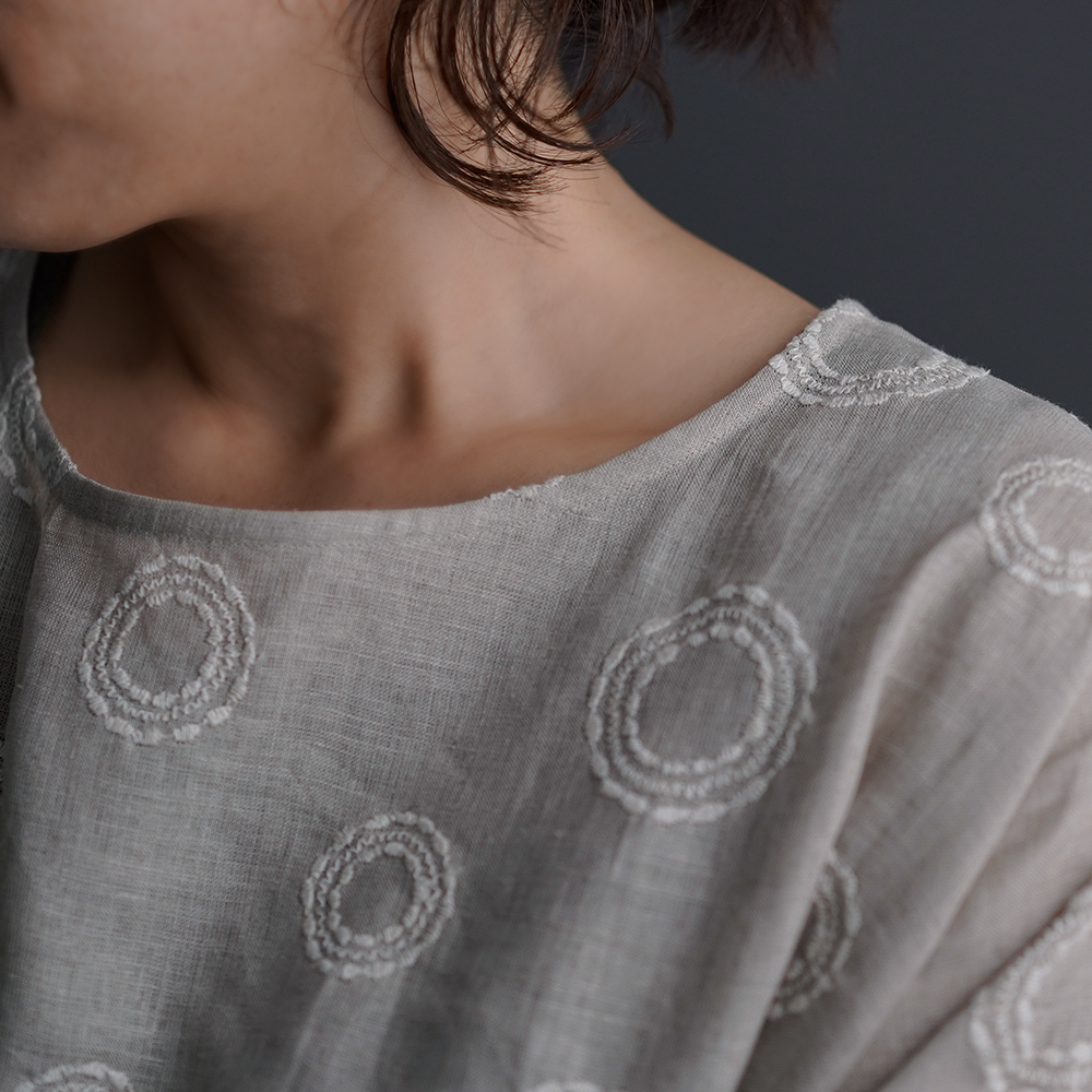 Linen embroidery　ビッグシルエット Tシャツ /サークル刺繍 亜麻ナチュラル t041h-ssa2