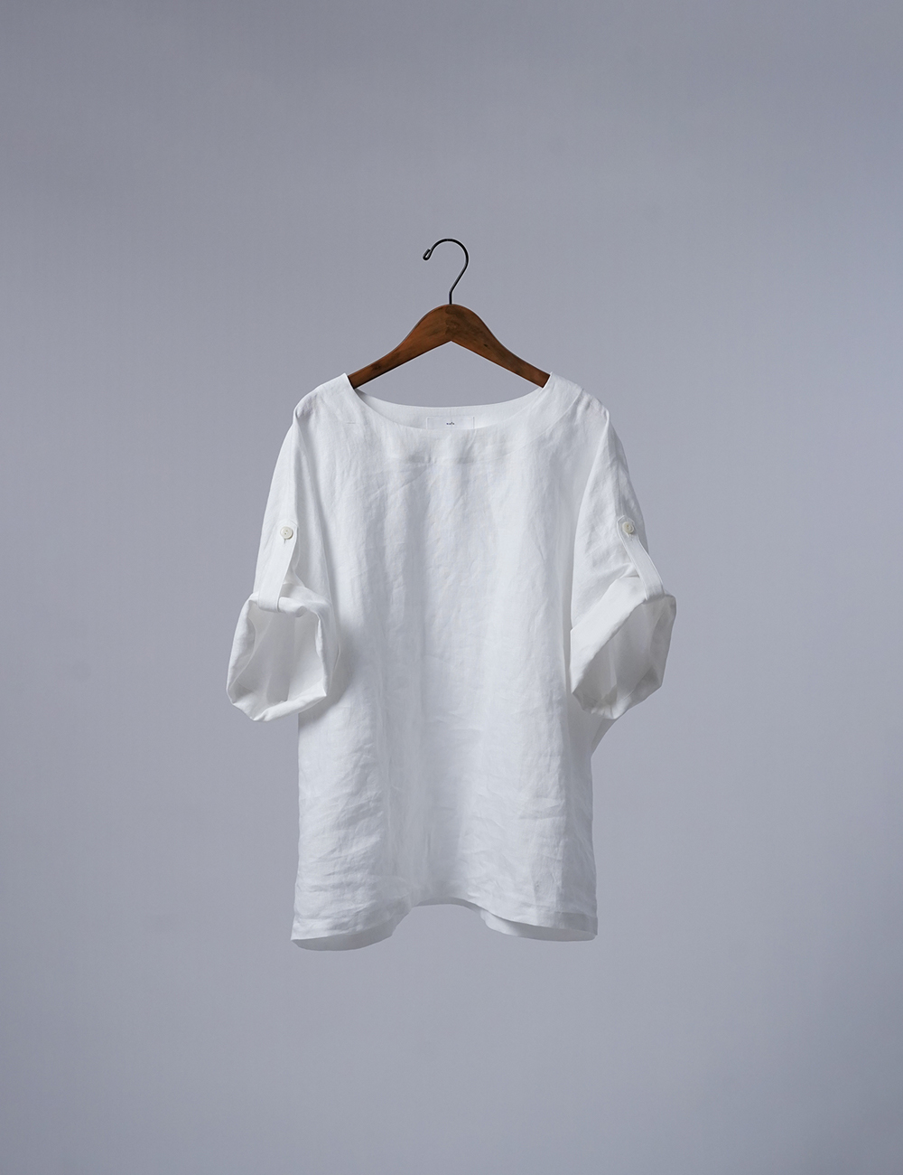 【リネントップス】風が通る ロールアップTシャツ / 白色 t041k-wht1