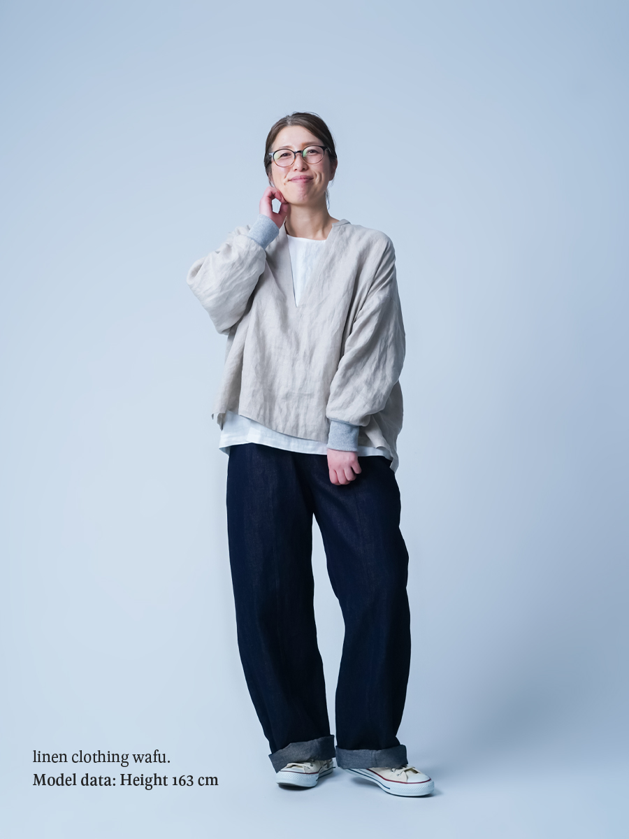 トップス tonton プレミアム】あの名作がVネックに 顏まわりが軽く見える シン・よしこT