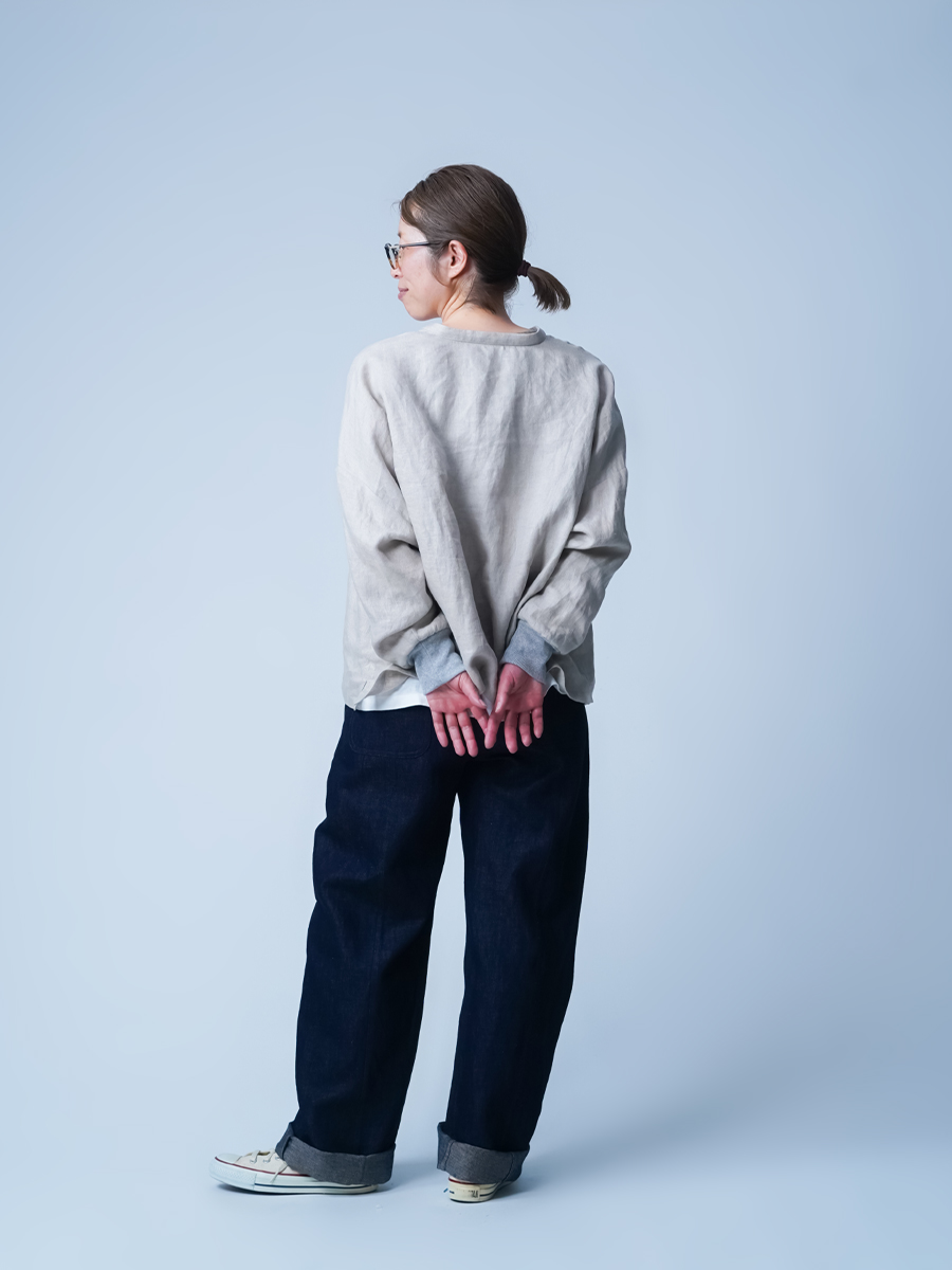 プレミアム】あの名作がVネックに 顏まわりが軽く見える シン・よしこT