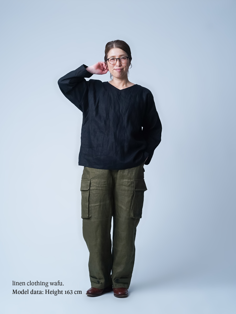 プレミアム】見た目より仕事する、静かに攻めるVネック トップス／ 2色