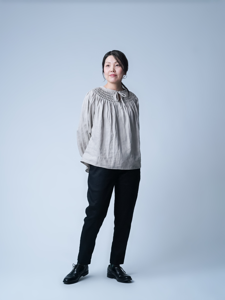 garment art】時間を纏う。スモッキング ブラウス ガーメントアート