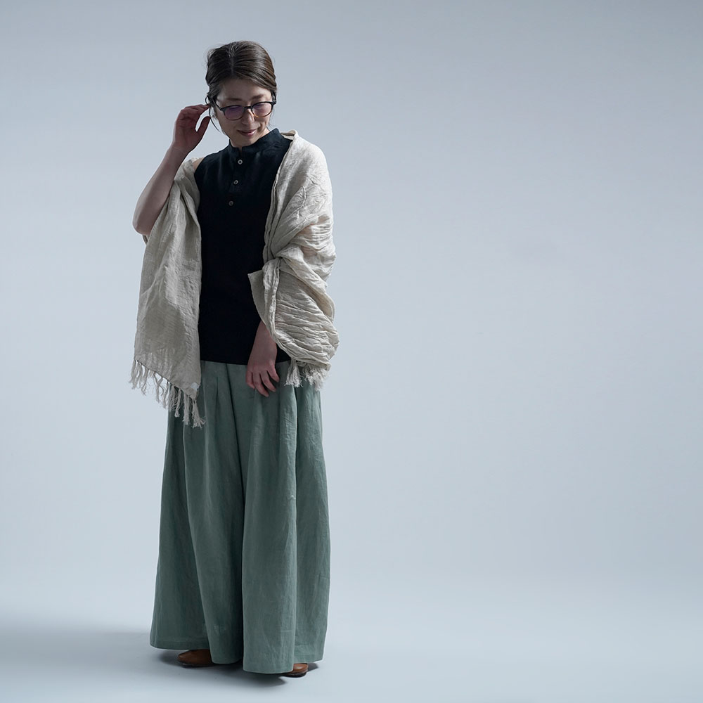 【wafu】 Linen shawl 通年使える ガーゼ リネン ストール ハンドワッシャー / 亜麻ナチュラル z004g